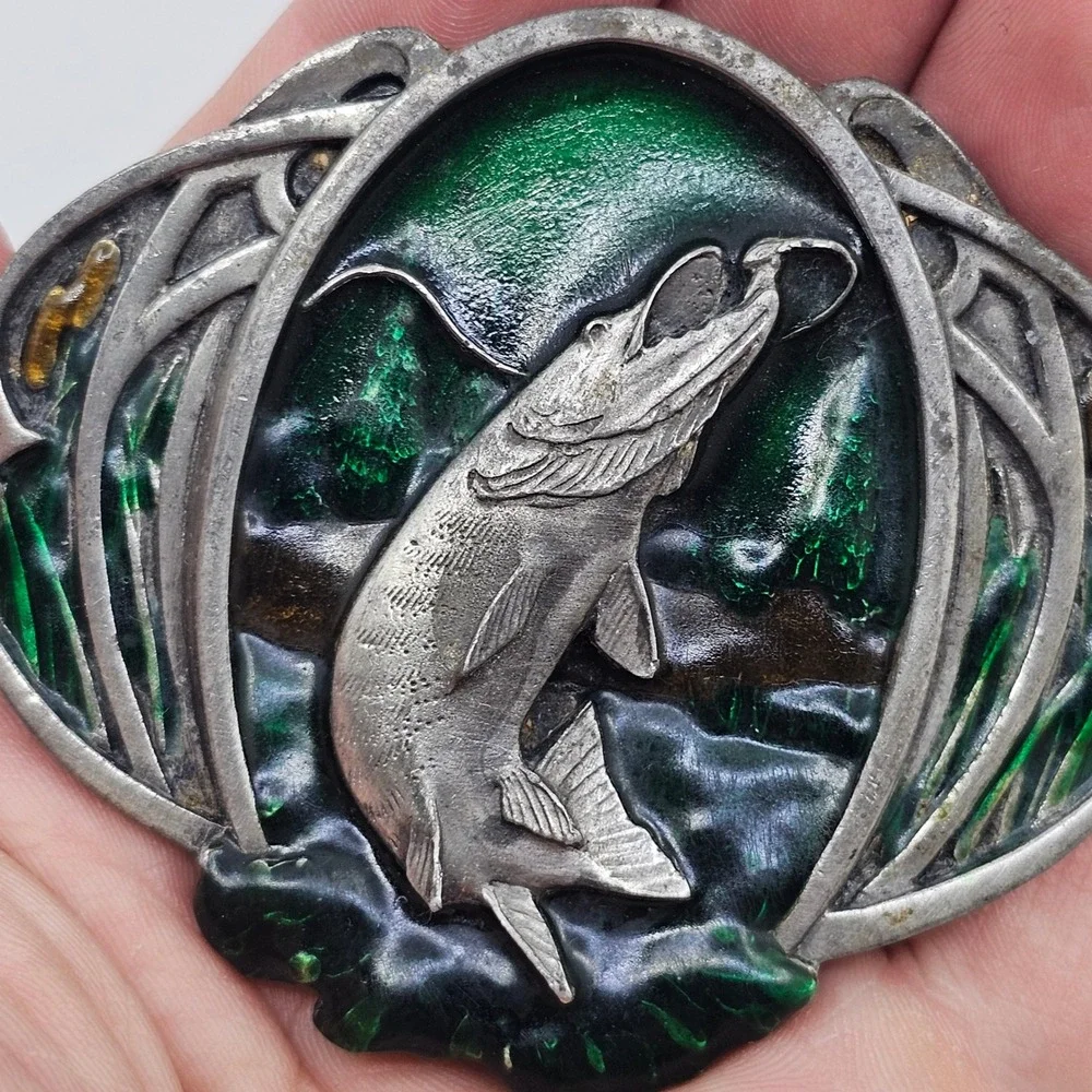 1985 Pike Bergamot Brass Works Fish Belt Buckle Enamel Muskie USA Made